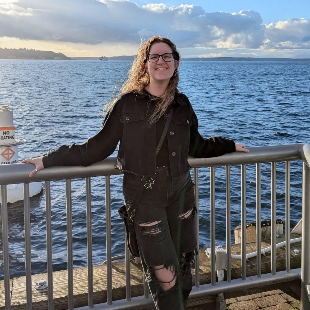 Meet your Posher, Emily